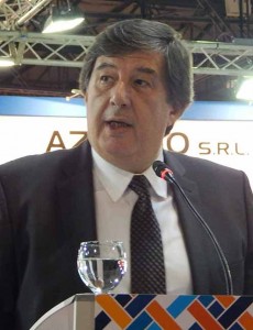 Luis Tendlarz, presidente de FITA