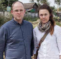 Moa Kärnstrand y Tobias Andersson Akerblom, los periodistas escribioeron el libro Modeslavar (Esclavos de la Moda) denunciando el sistema de producción esclavista