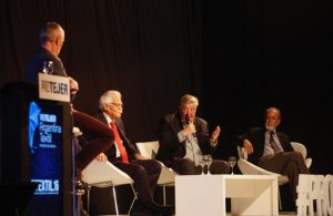 Un panel de economistas debatió sobre el posible desarrollo de la economía de Argentina en el 2017